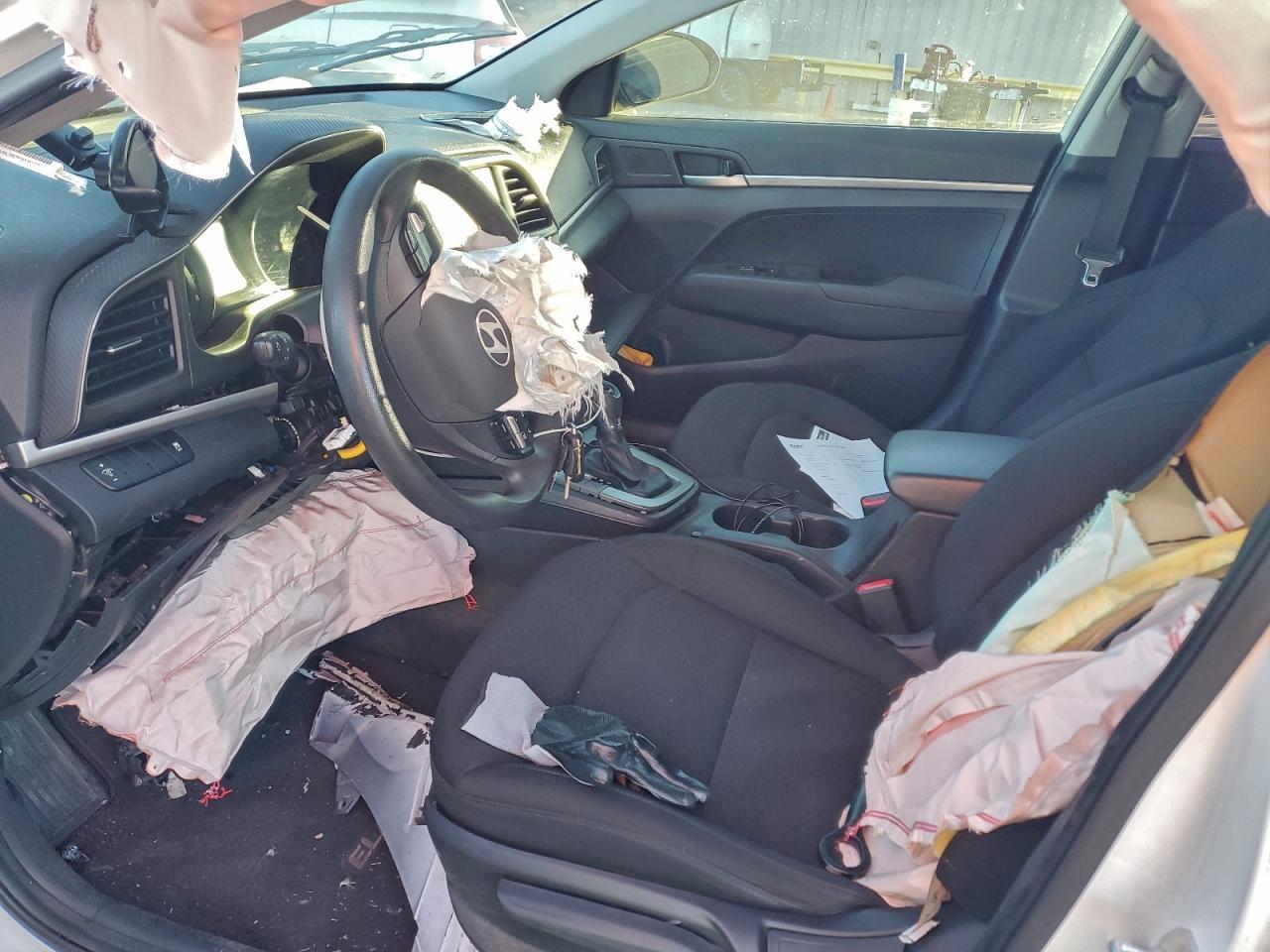 2019 Hyundai Elantra Se - Фото 7