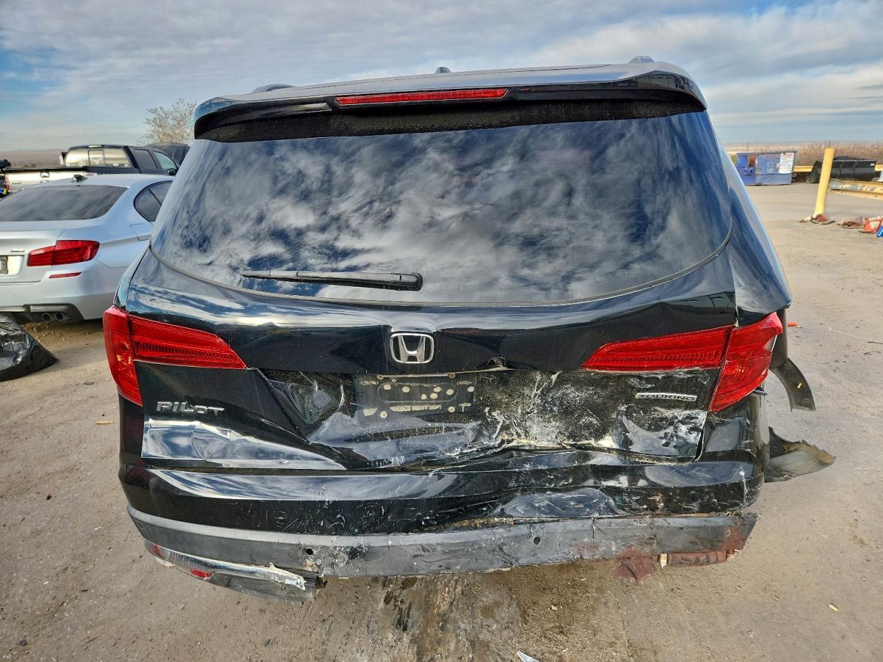 2016 Honda Pilot Touring - Image 6