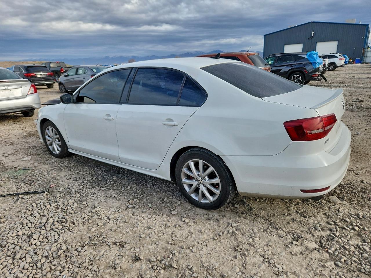 2016 Volkswagen Jetta Sport - Image 2