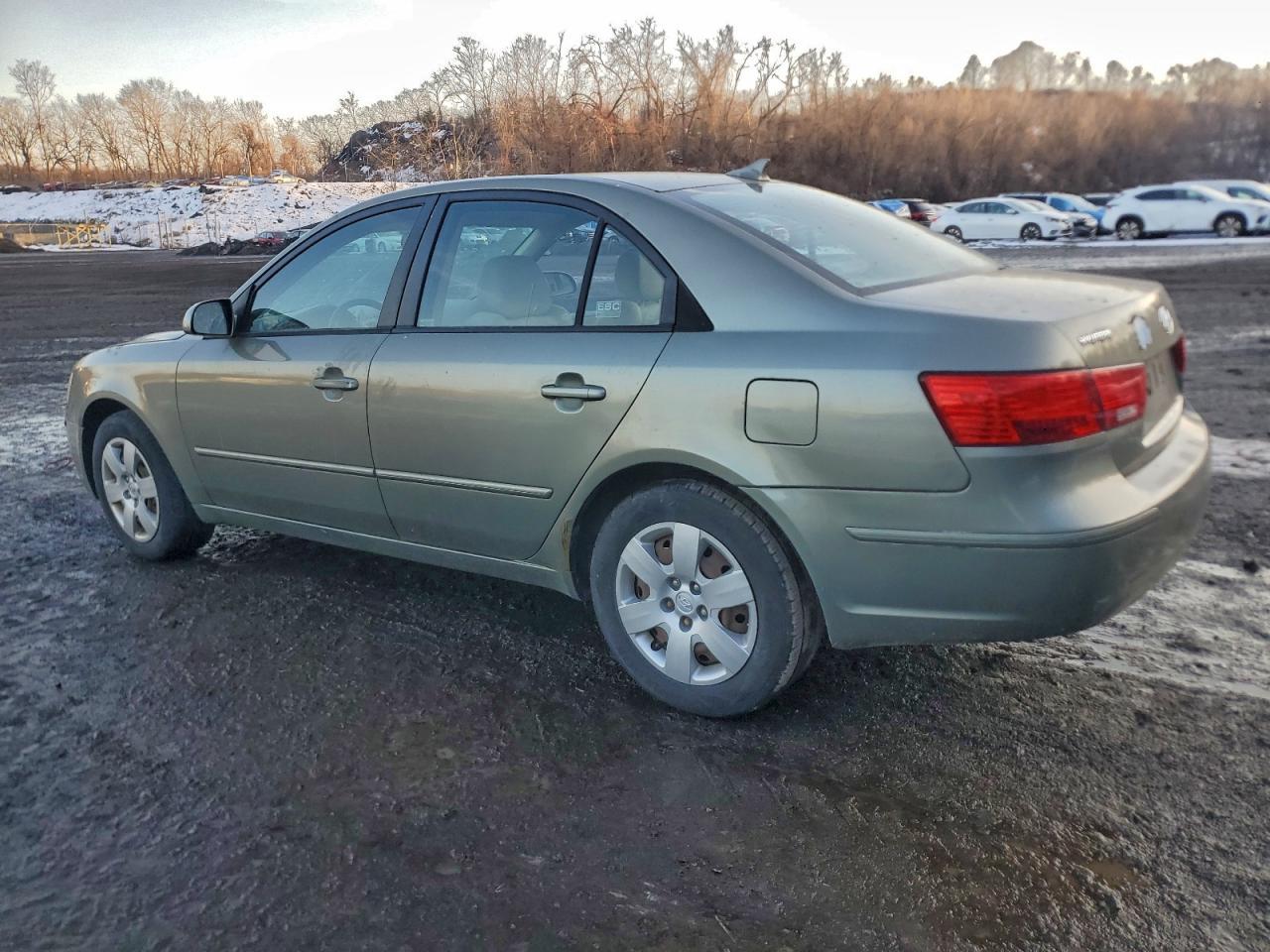 2009 Hyundai Sonata Gls - Image 2