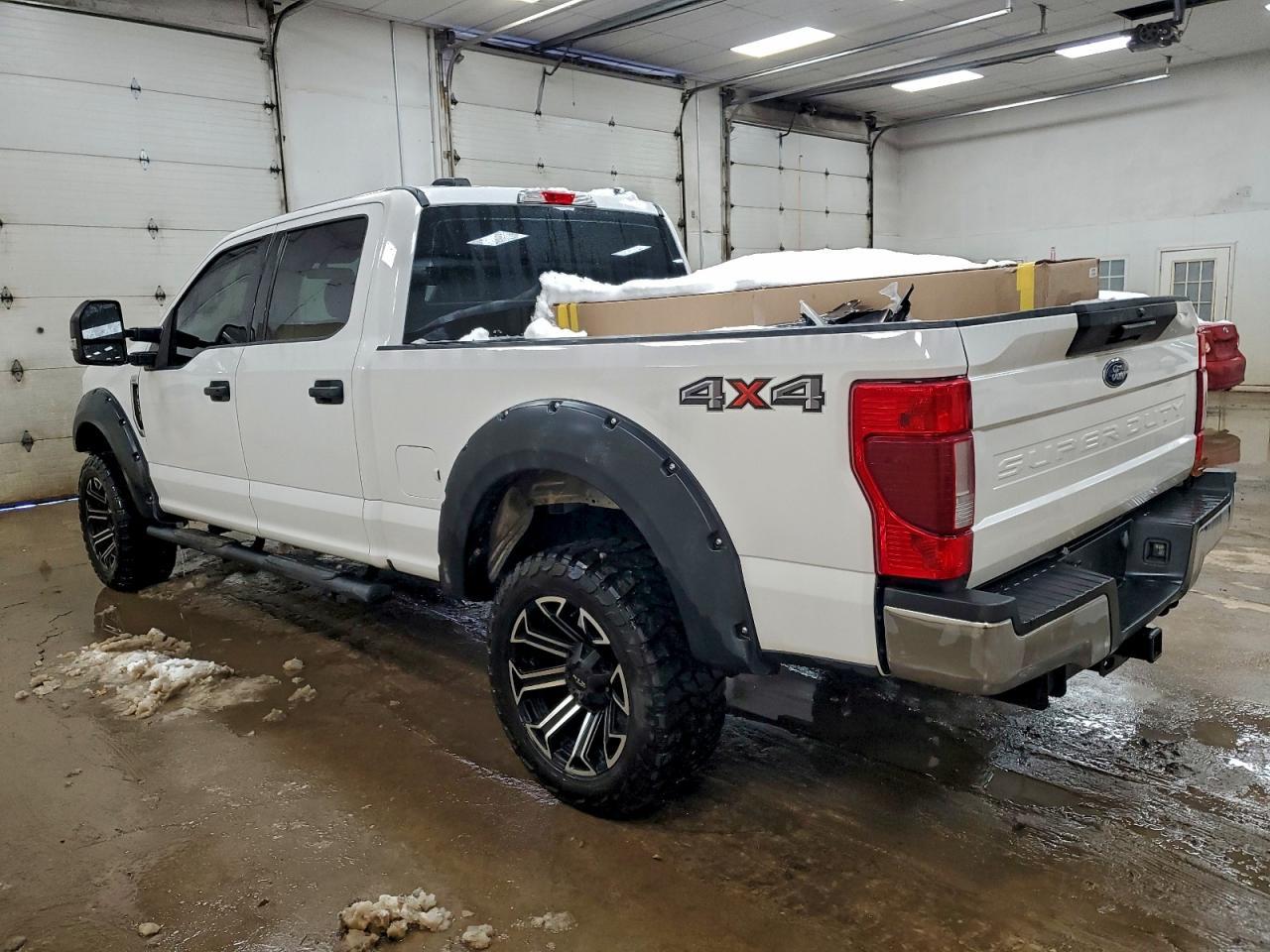 2020 Ford F250 Super Duty - Фото 2