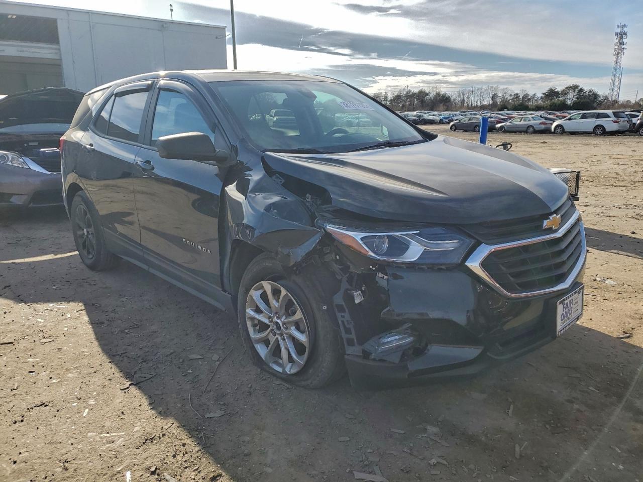 2021 Chevrolet Equinox Ls - Image 4