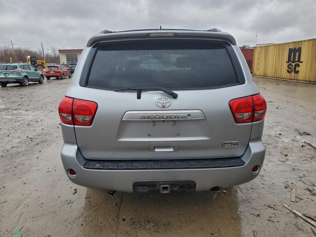 2017 Toyota Sequoia Sr5 - Фото 6