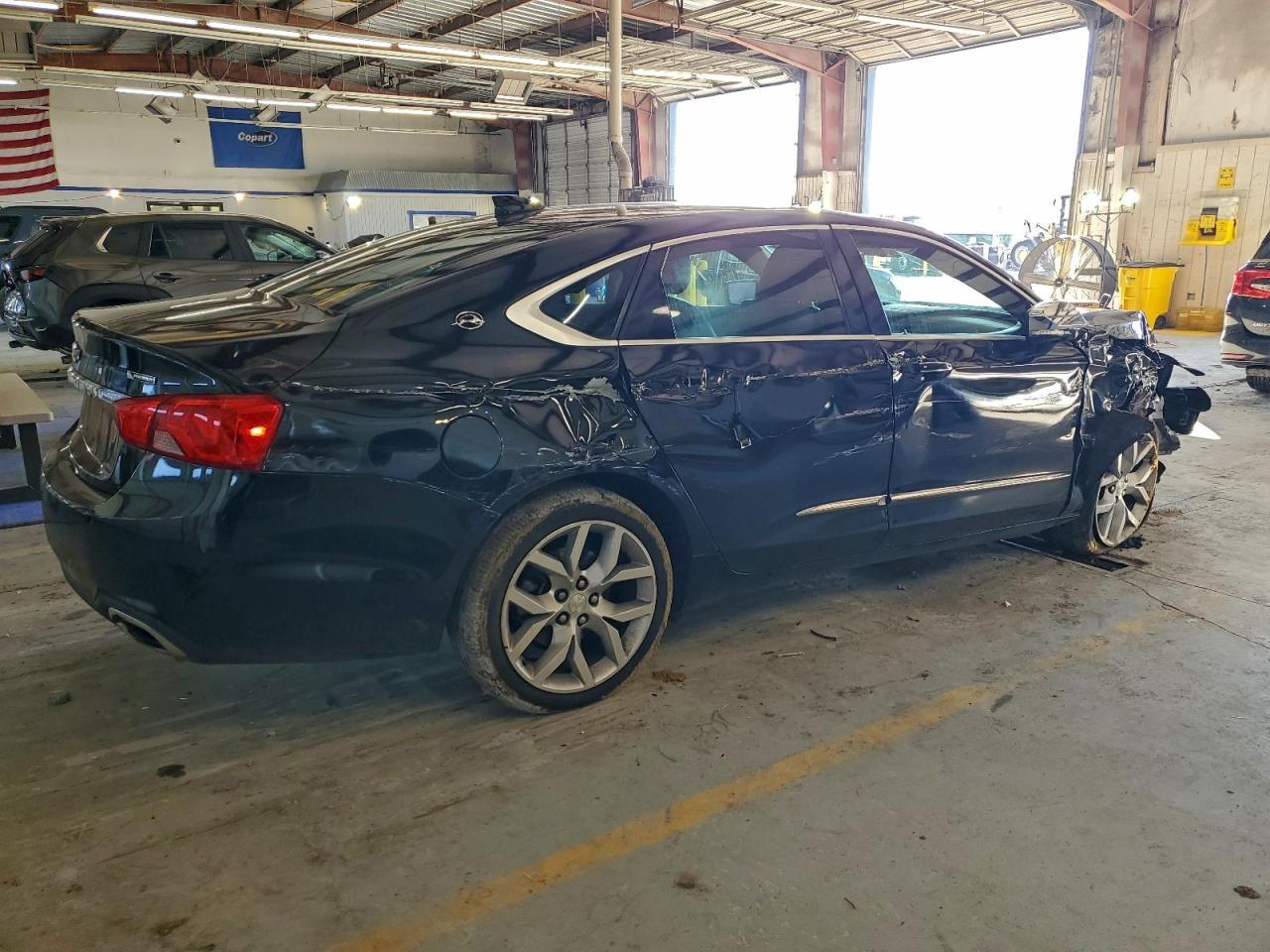 2017 Chevrolet Impala Premier - Фото 3