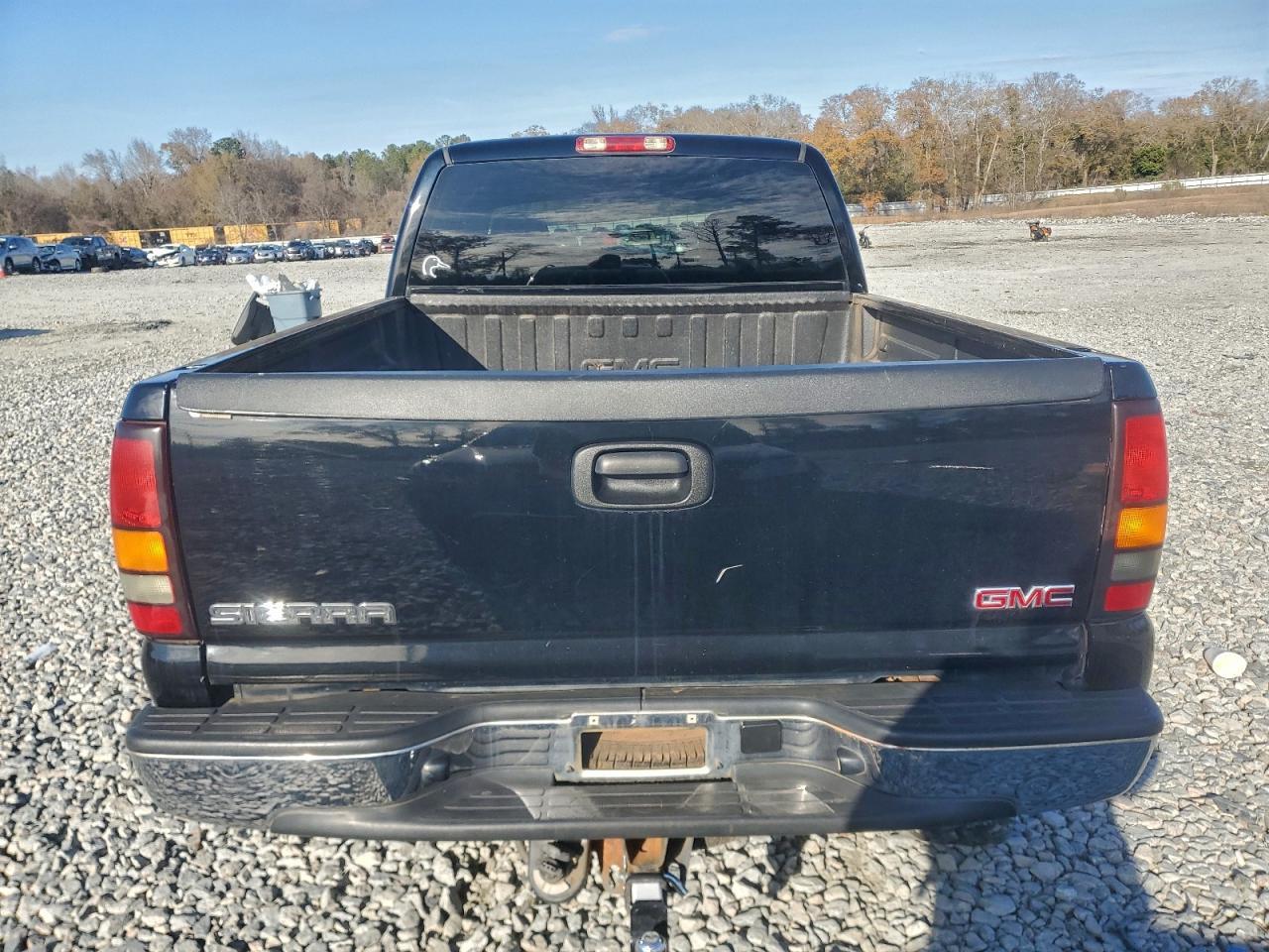 2005 GMC Sierra 1500 - Image 6