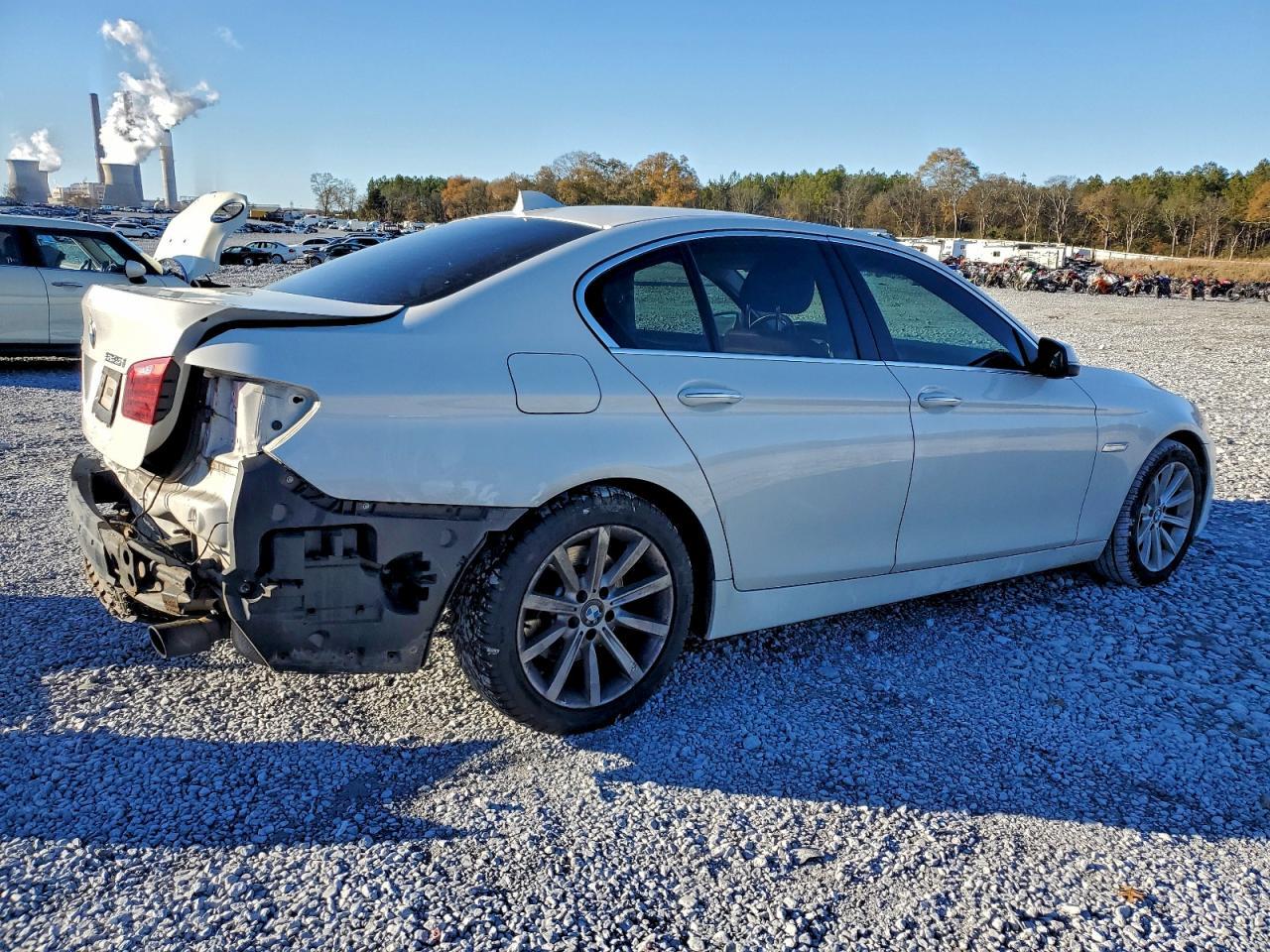 2014 BMW 535 Xi - Image 3