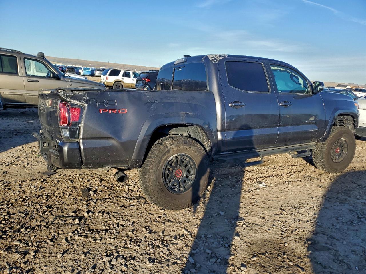 2022 Toyota Tacoma Double Cab - Фото 3