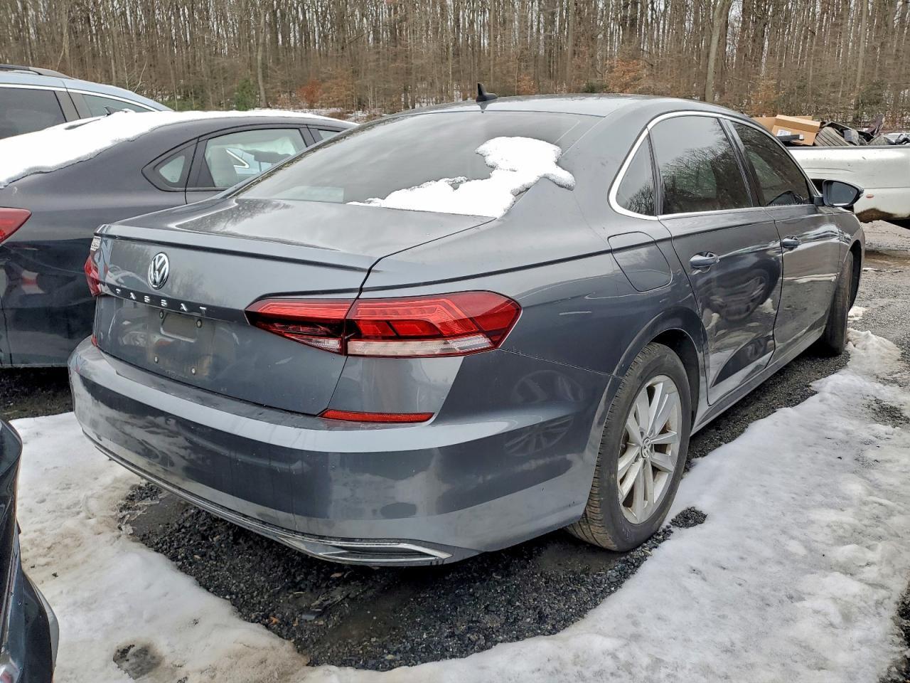 2020 Volkswagen Passat Se - Image 3
