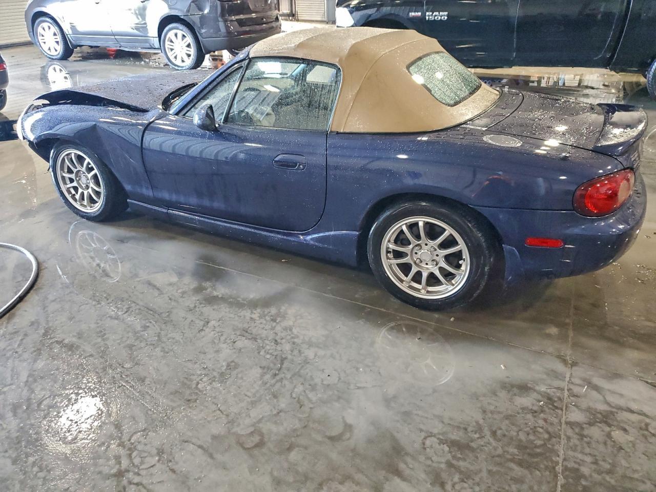 2001 Mazda Mx-5 Miata Base - Image 2