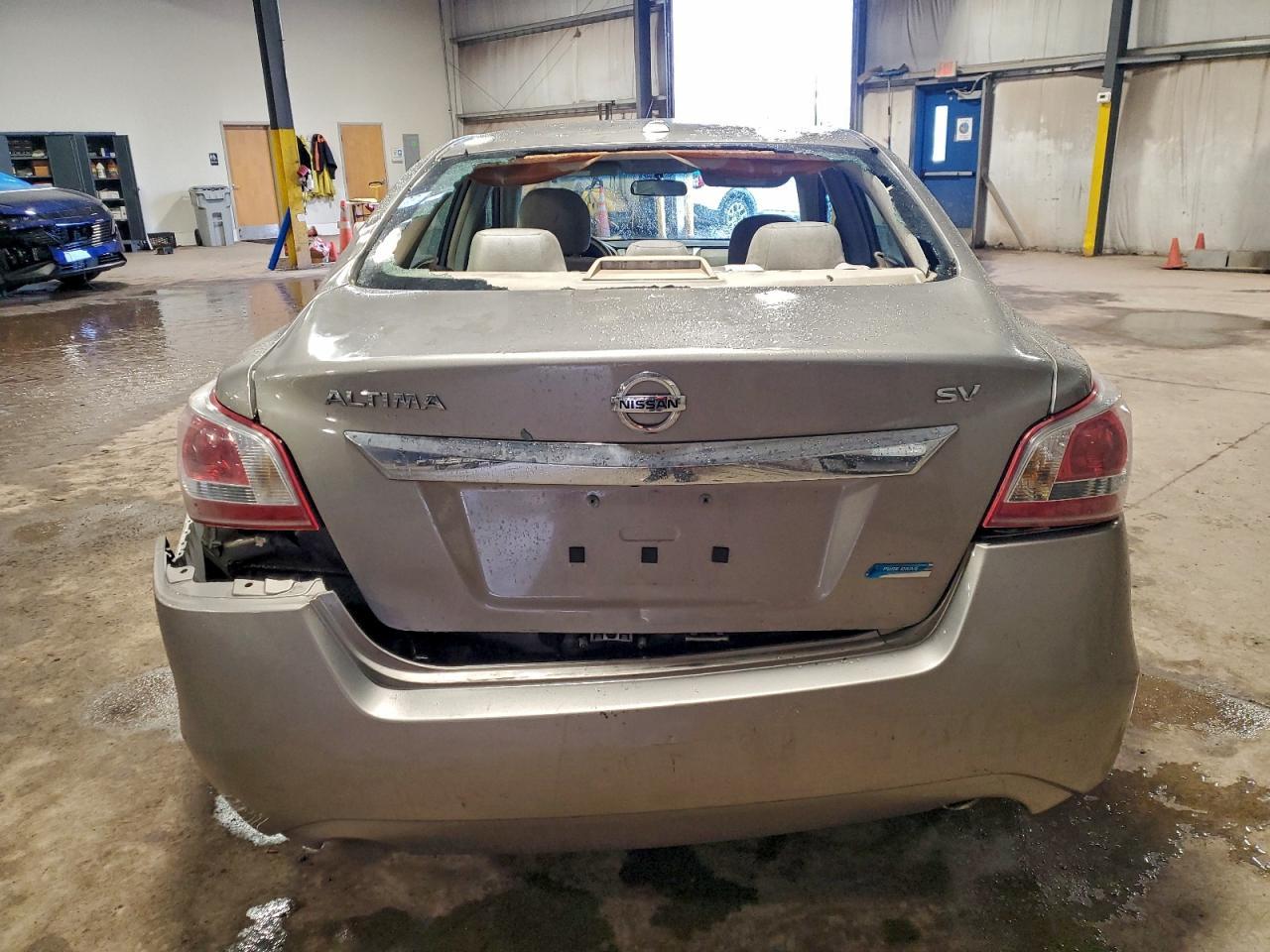 2013 Nissan Altima 2.5 - Фото 6