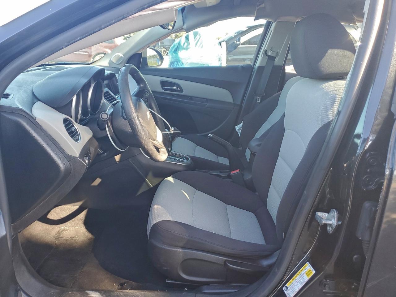2015 Chevrolet Cruze Ls - Фото 7