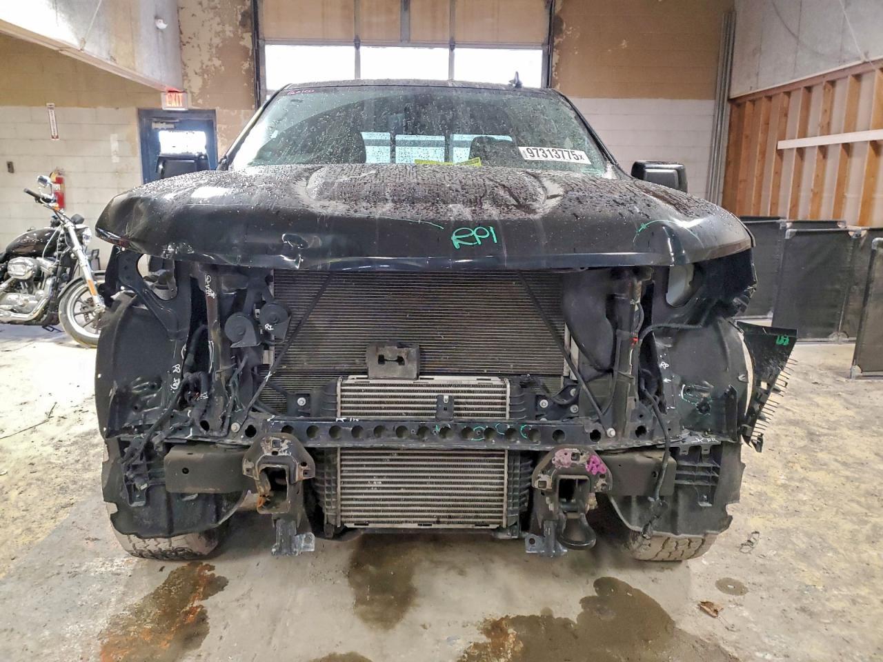 2019 Chevrolet Silverado K1500 Rst - Image 5