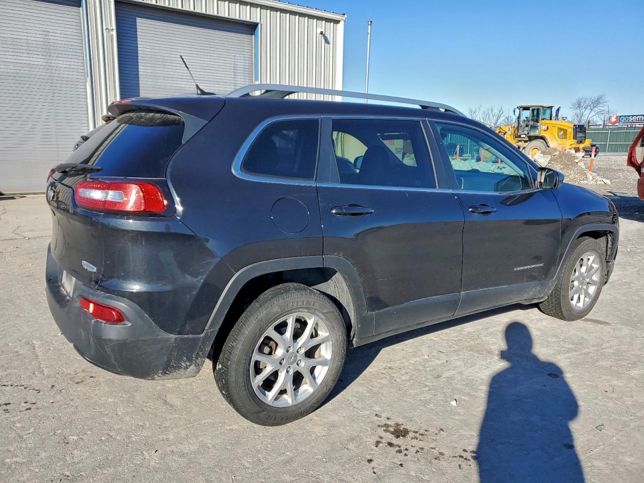 2015 Jeep Cherokee Latitude - Фото 3
