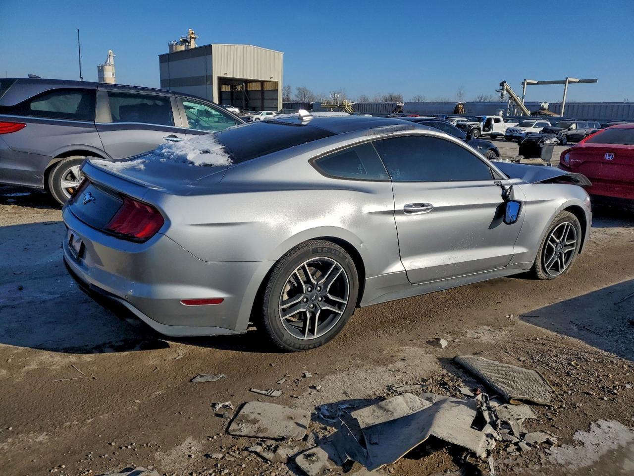 2020 Ford Mustang - Image 3