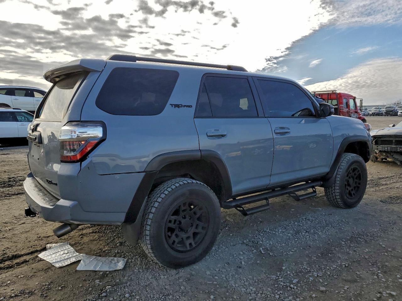 2018 Toyota 4Runner Sr5/Sr5 Premium - Фото 3