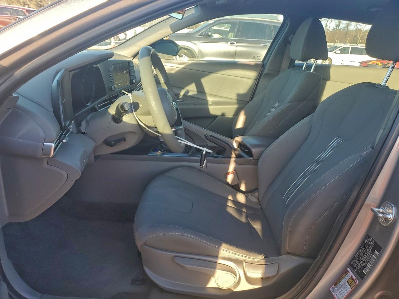 2023 Hyundai Elantra Sel - Image 7