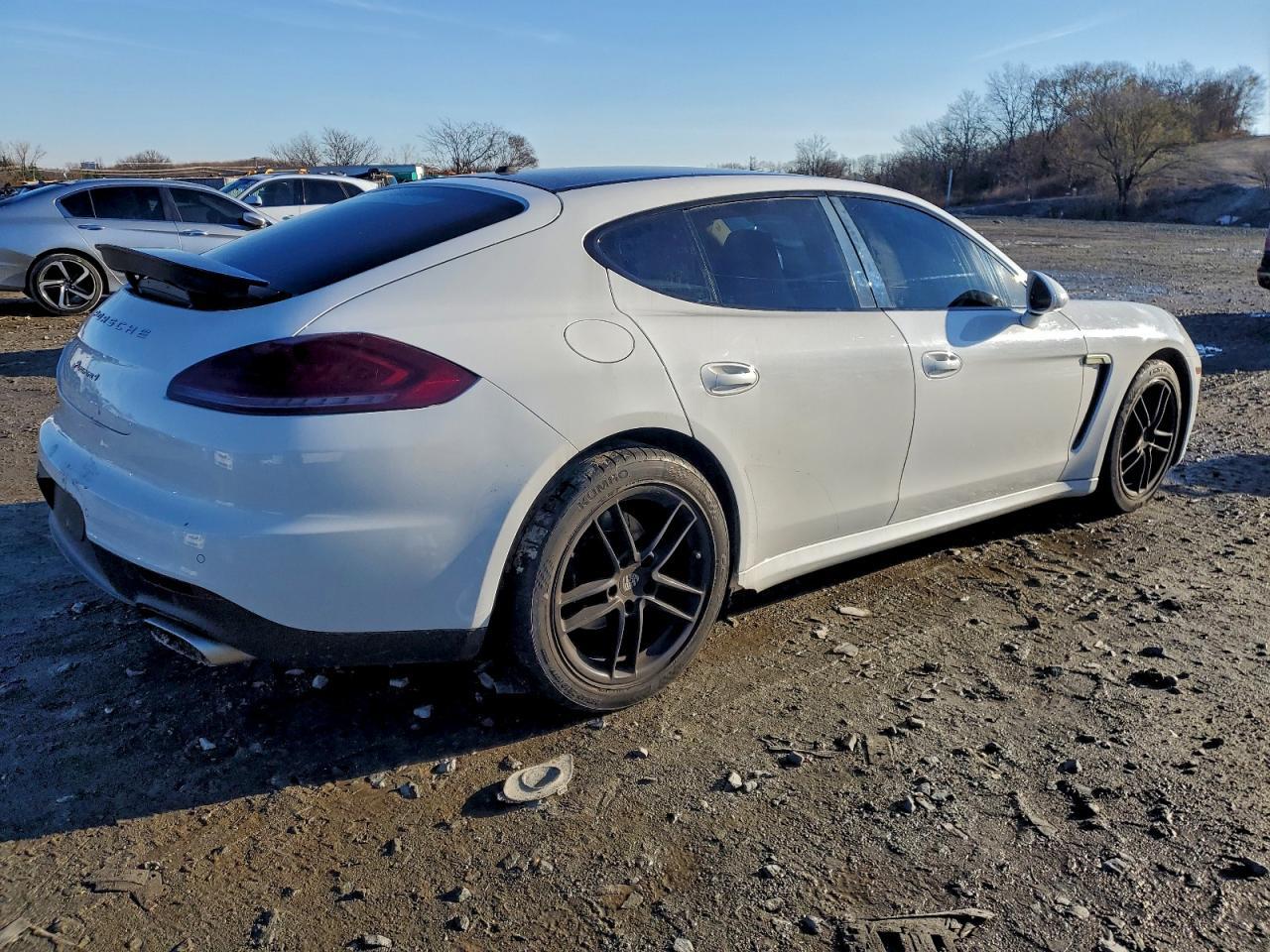2015 Porsche Panamera 2 - Фото 3