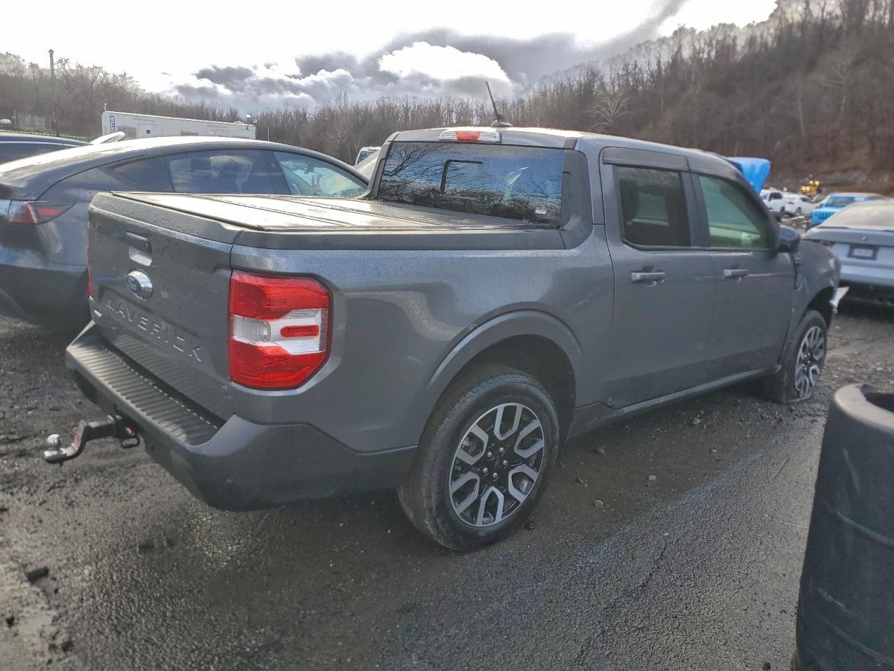 2024 Ford Maverick Lariat - Image 3