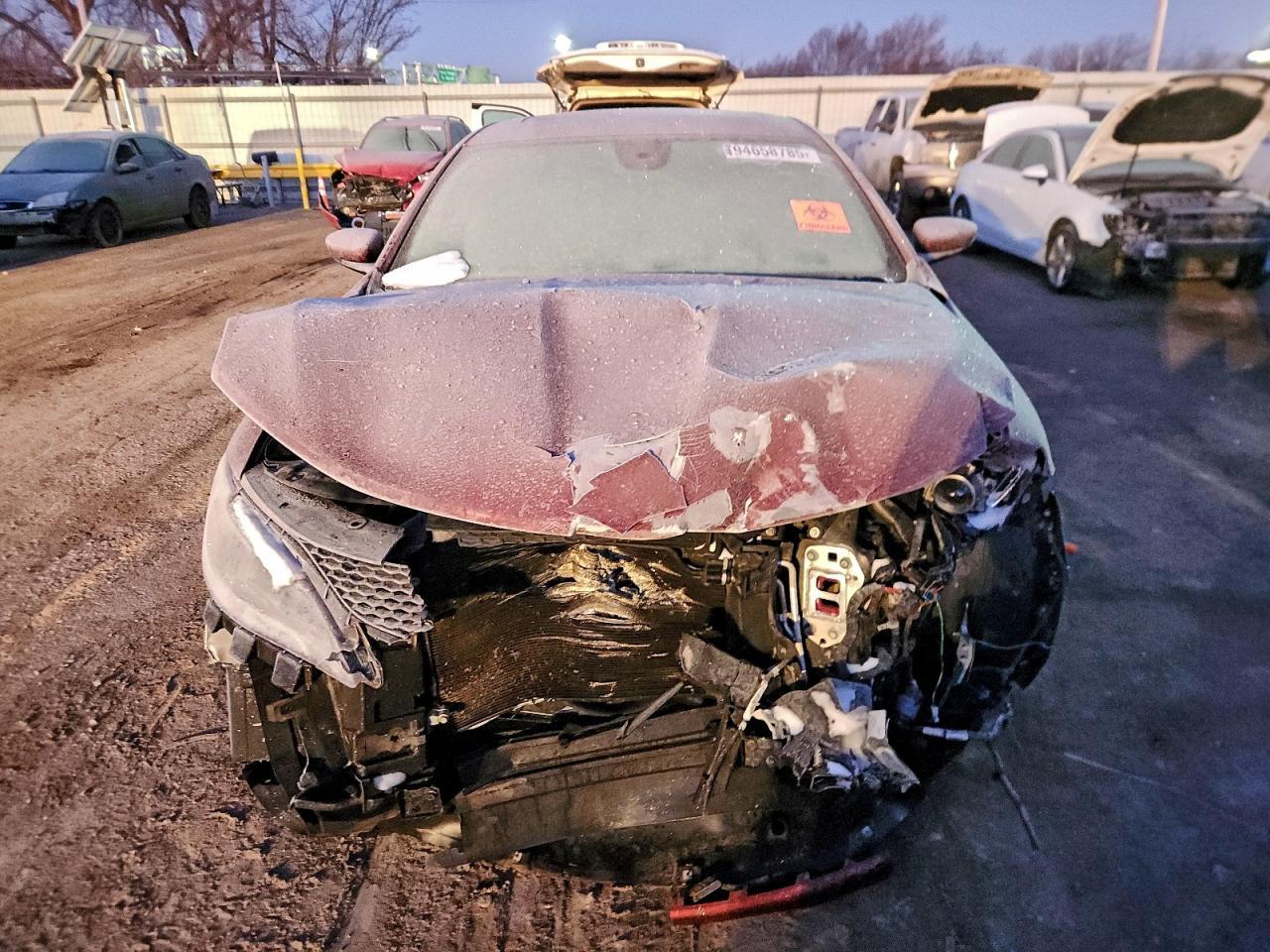 2015 Chrysler 200 Limited - Фото 5