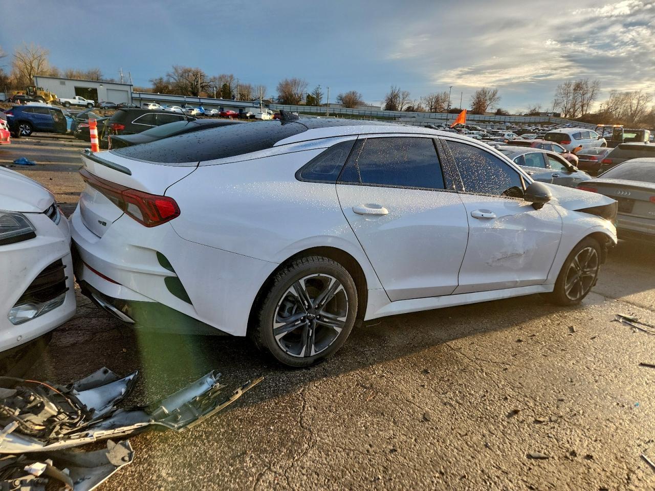 2022 Kia K5 Gt Line - Фото 3