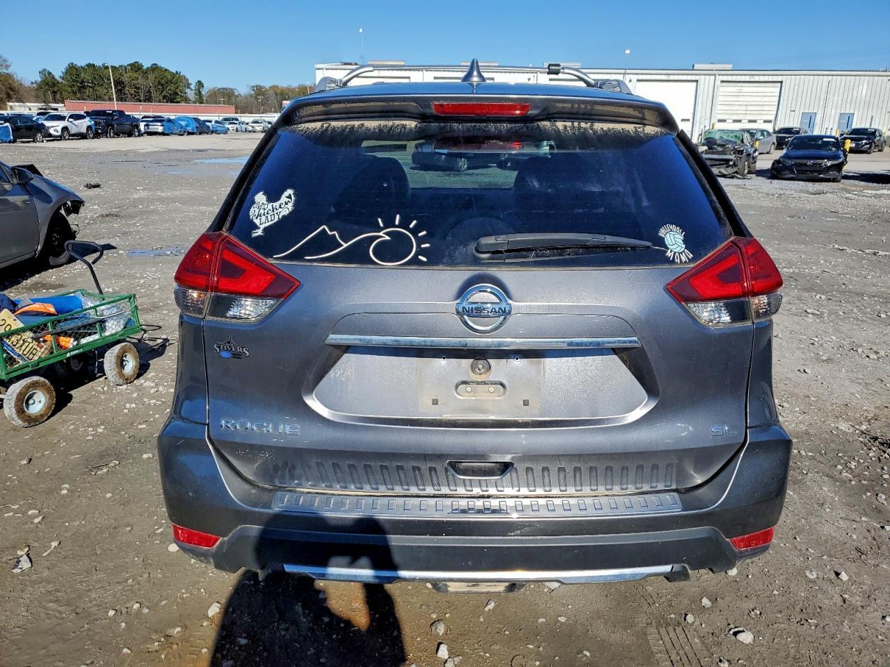 2017 Nissan Rogue S - Image 6