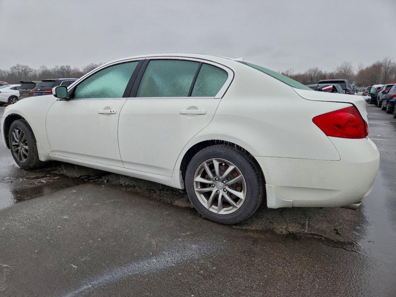 2009 Infiniti G37 - Фото 2