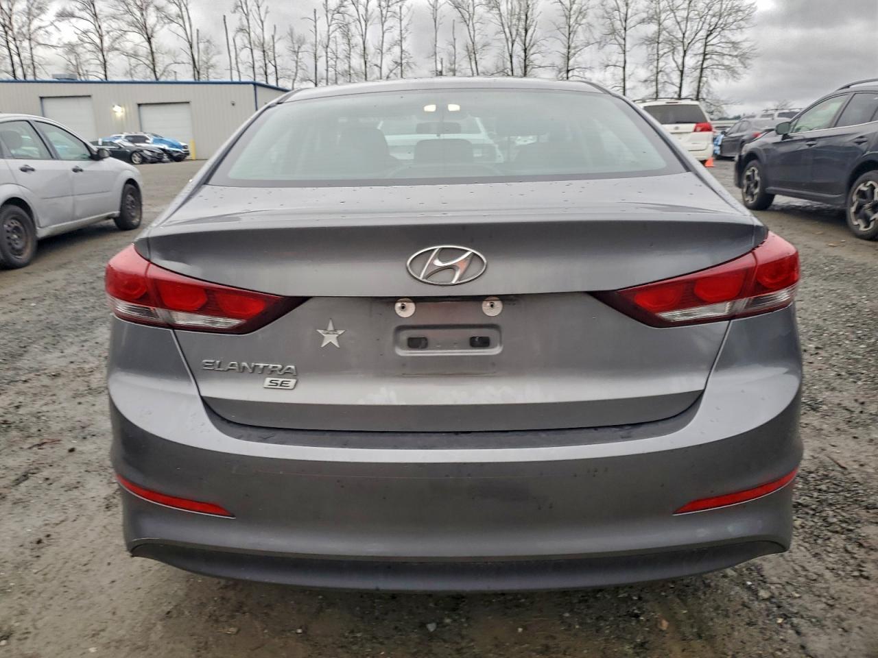 2018 Hyundai Elantra Se - Фото 6
