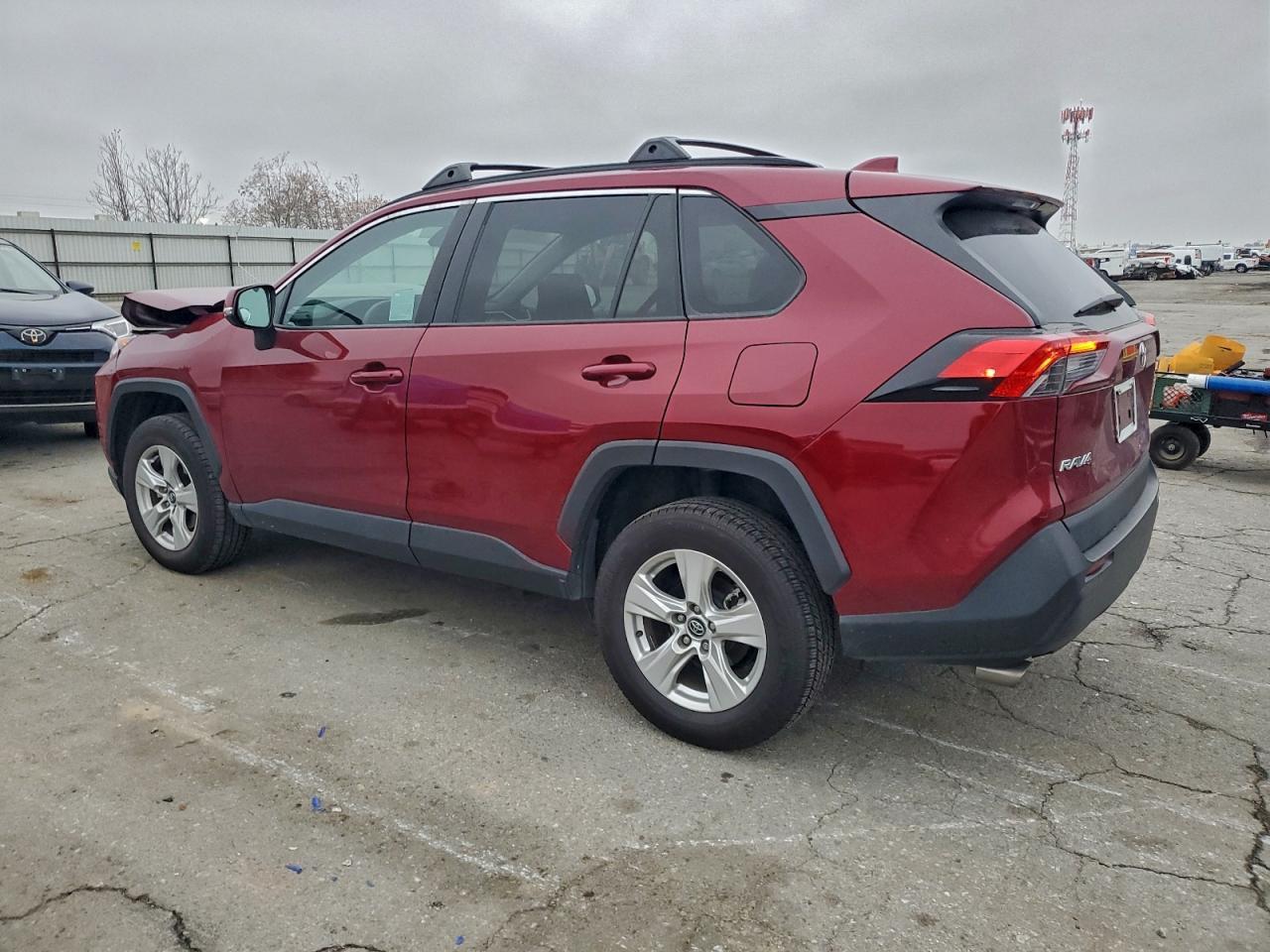 2020 Toyota Rav4 Xle - Image 2