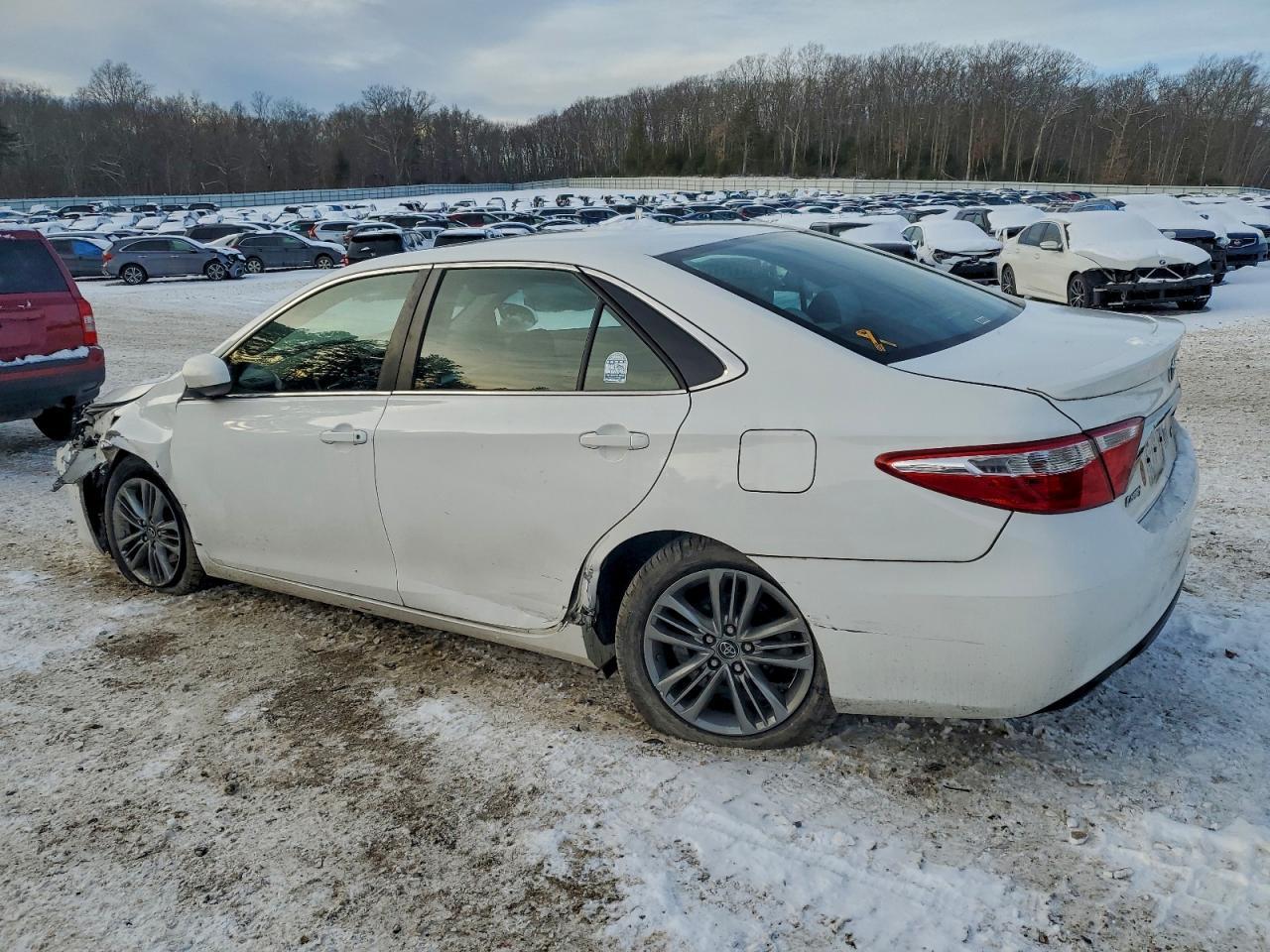 2017 Toyota Camry Le - Image 2