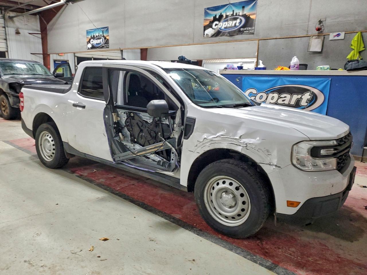 2023 Ford Maverick Xl - Image 4