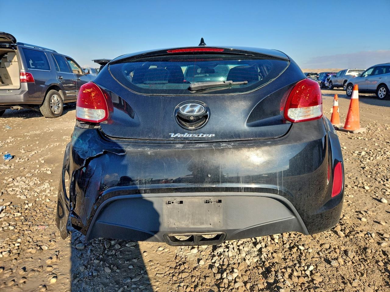 2016 Hyundai Veloster - Фото 6