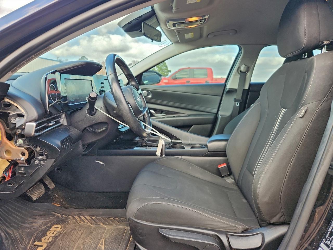 2022 Hyundai Elantra Sel - Фото 7