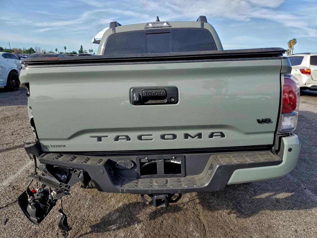 2023 Toyota Tacoma Double Cab - Фото 6
