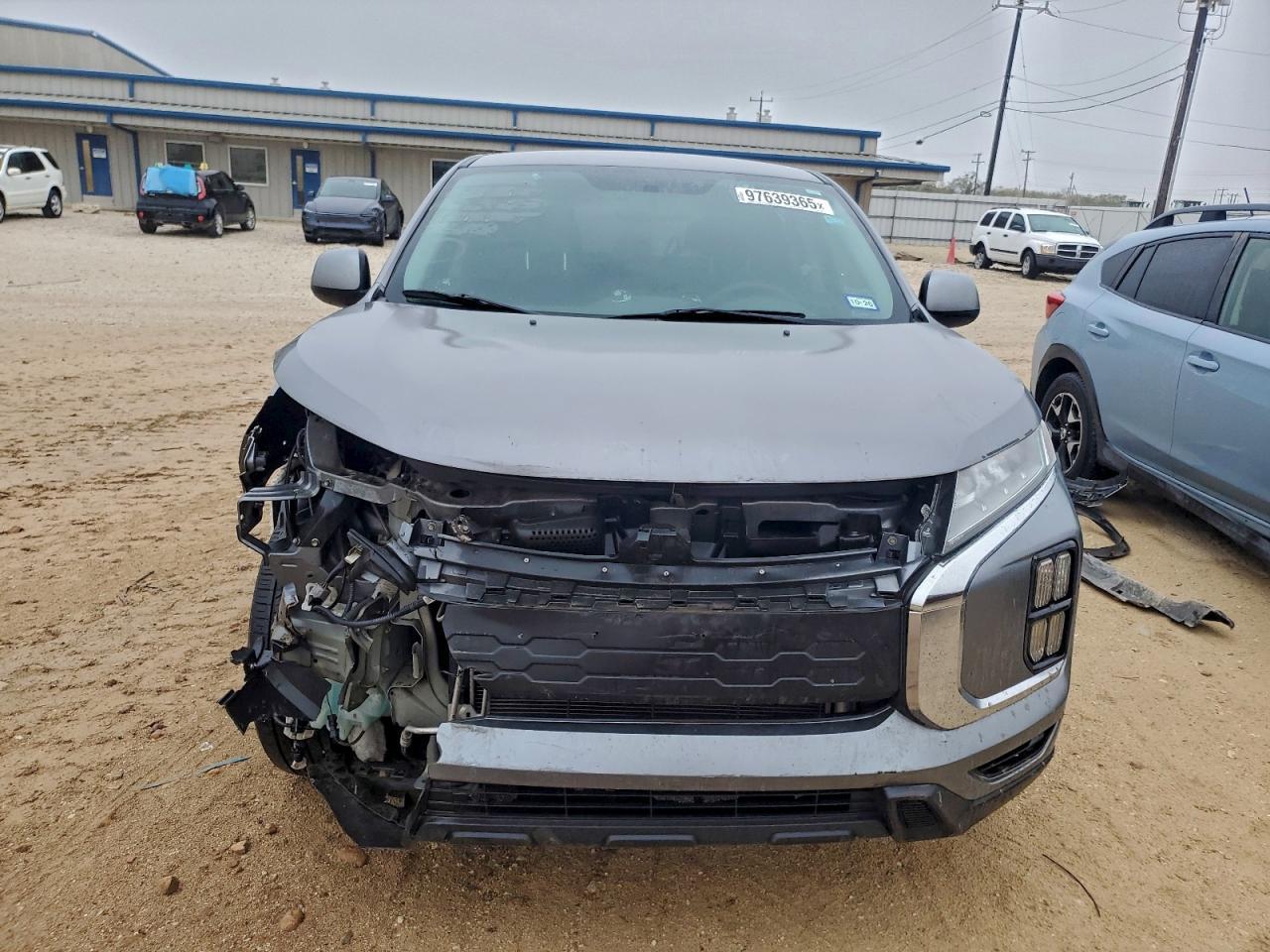 2020 Mitsubishi Outlander Sport Es - Image 5