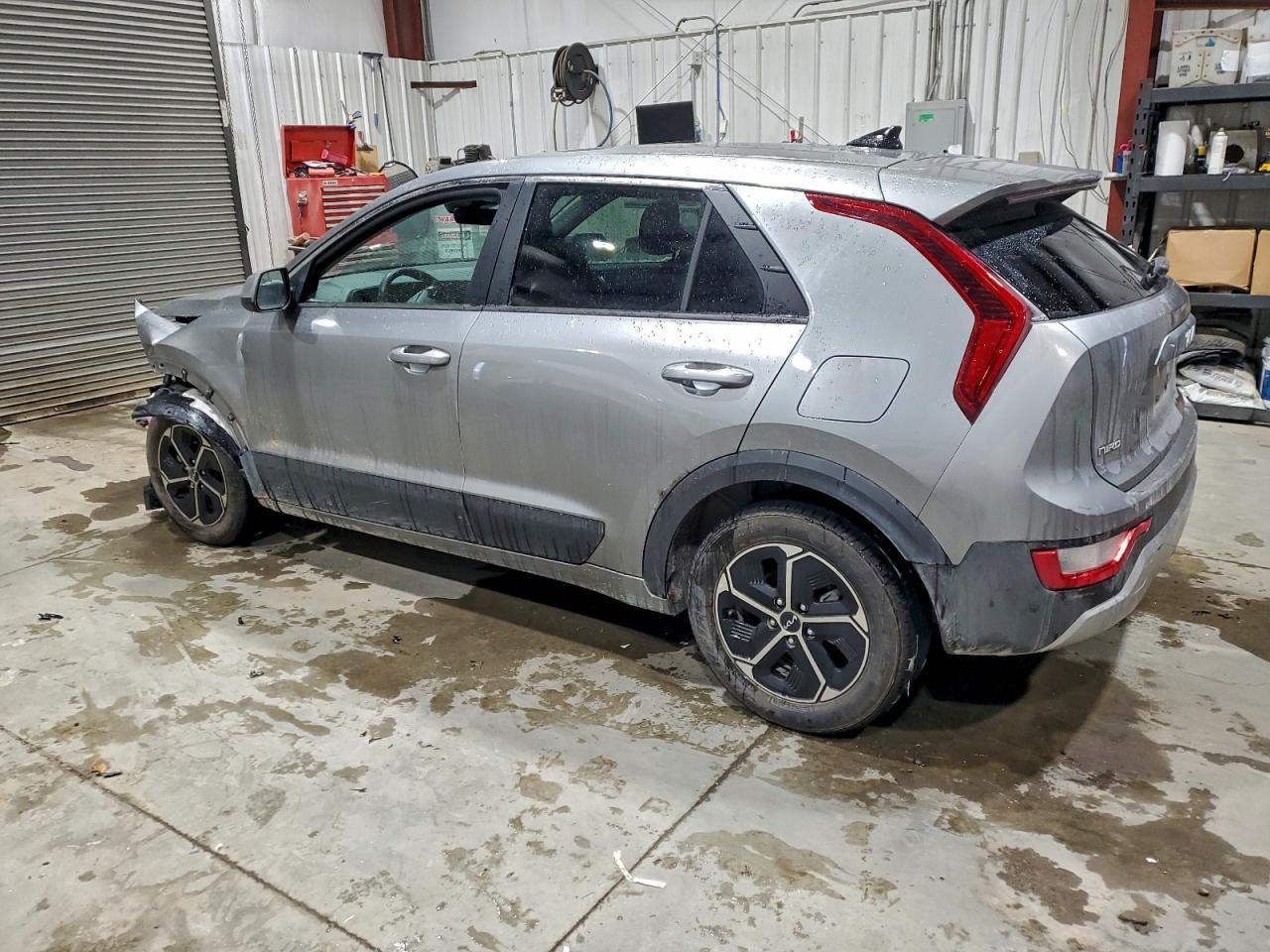 2023 Kia Niro Lx - Фото 2