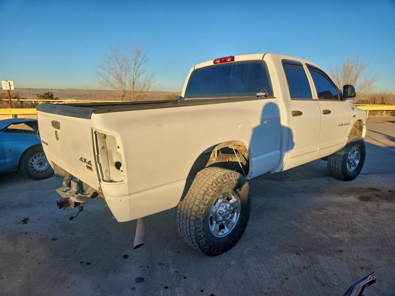 2006 Dodge Ram 2500 St - Фото 3