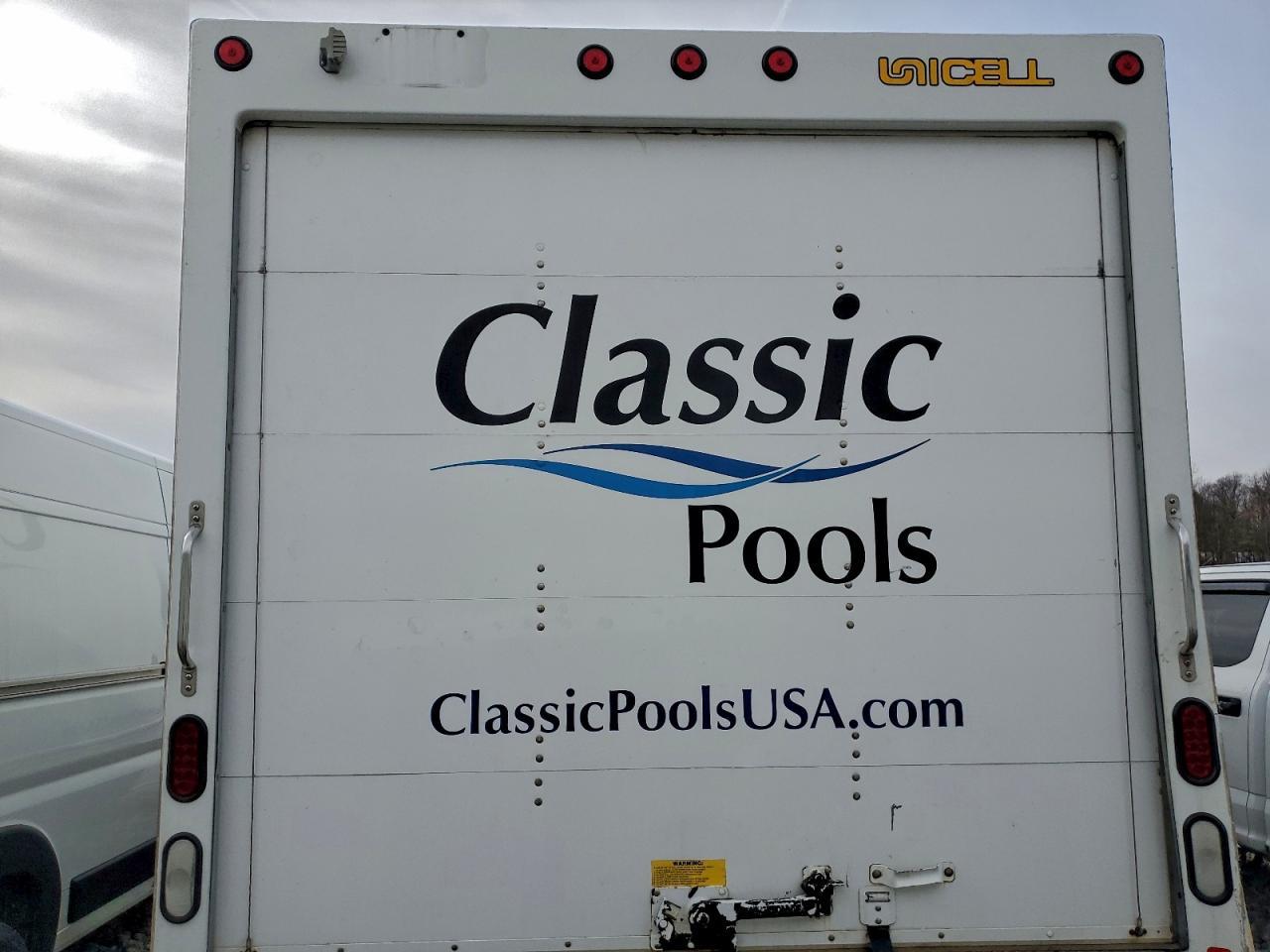 2018 Ford E450 Box Truck - Фото 6