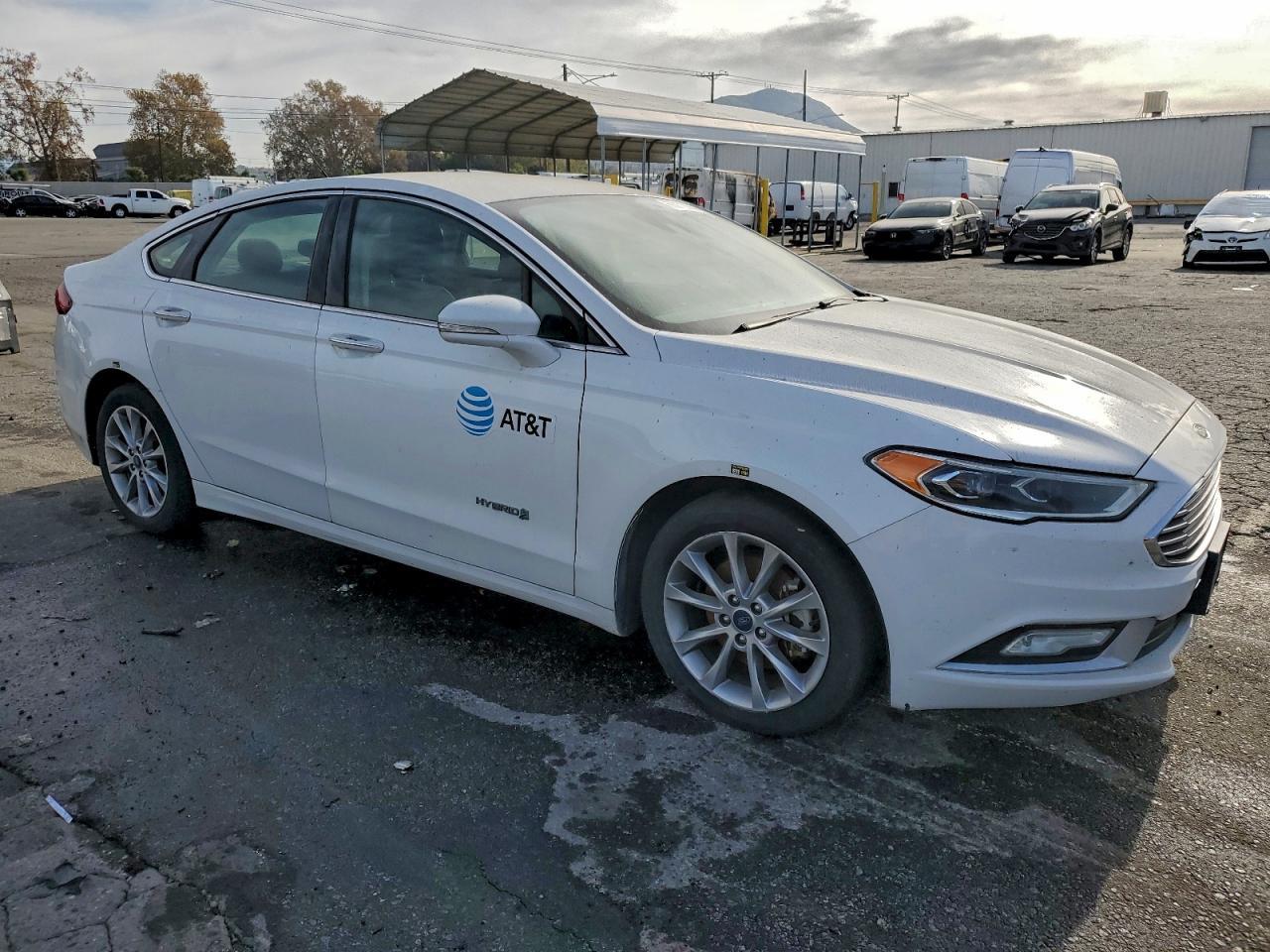 2017 Ford Fusion Se Hybrid - Фото 4