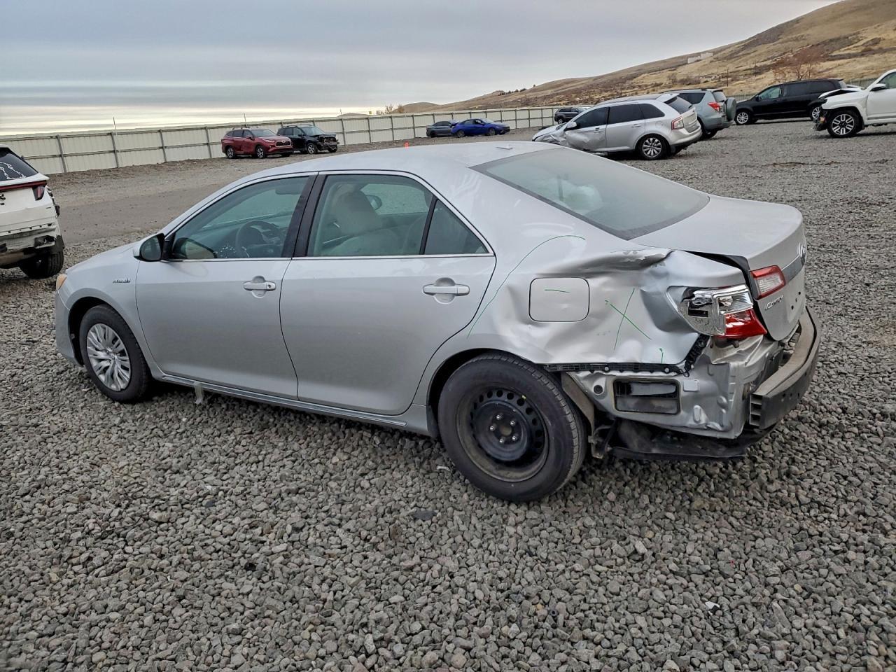 2012 Toyota Camry Hybrid Xle - Фото 2