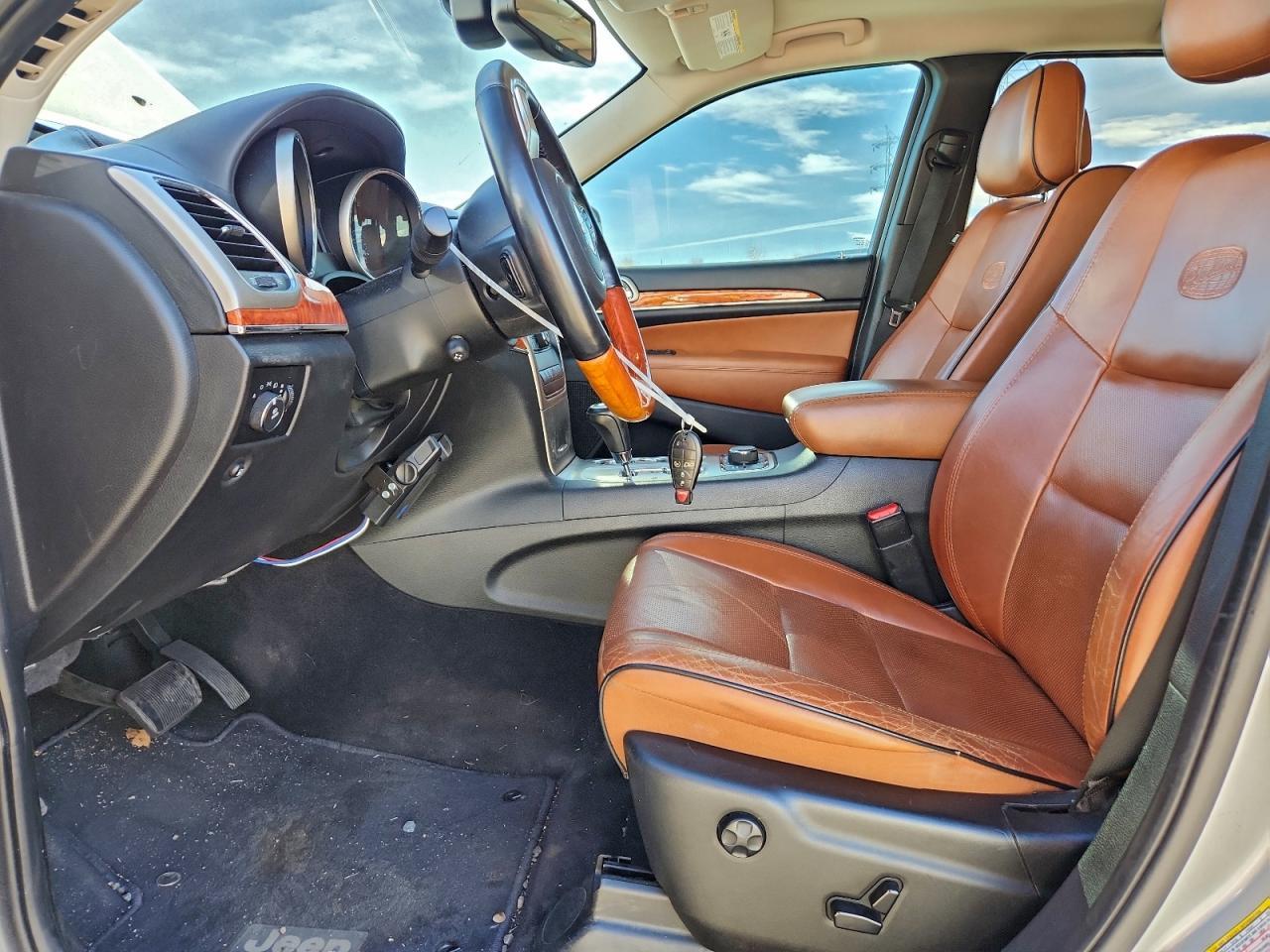 2012 Jeep Grand Cherokee Overland - Фото 7