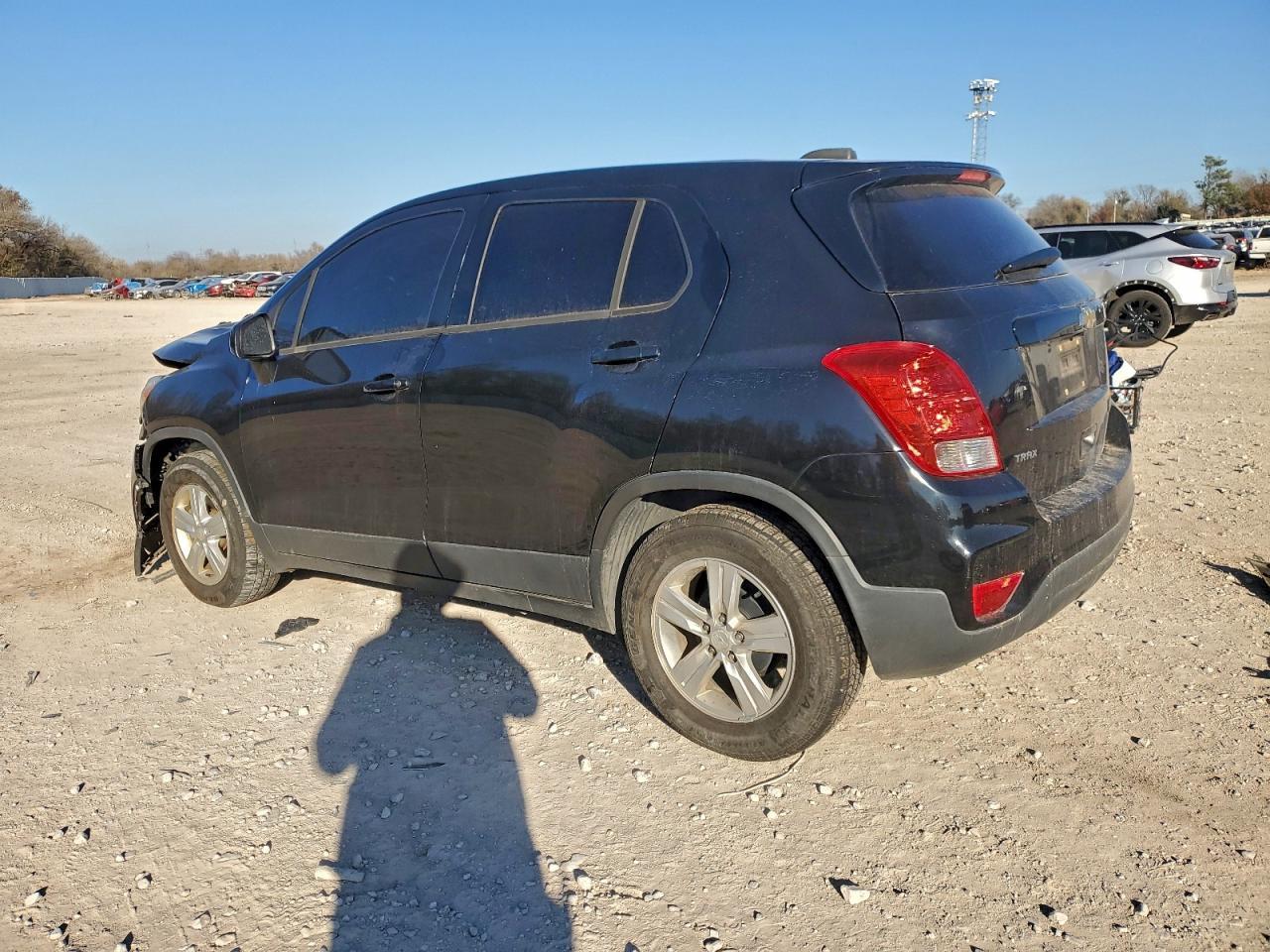 2019 Chevrolet Trax Ls - Фото 2
