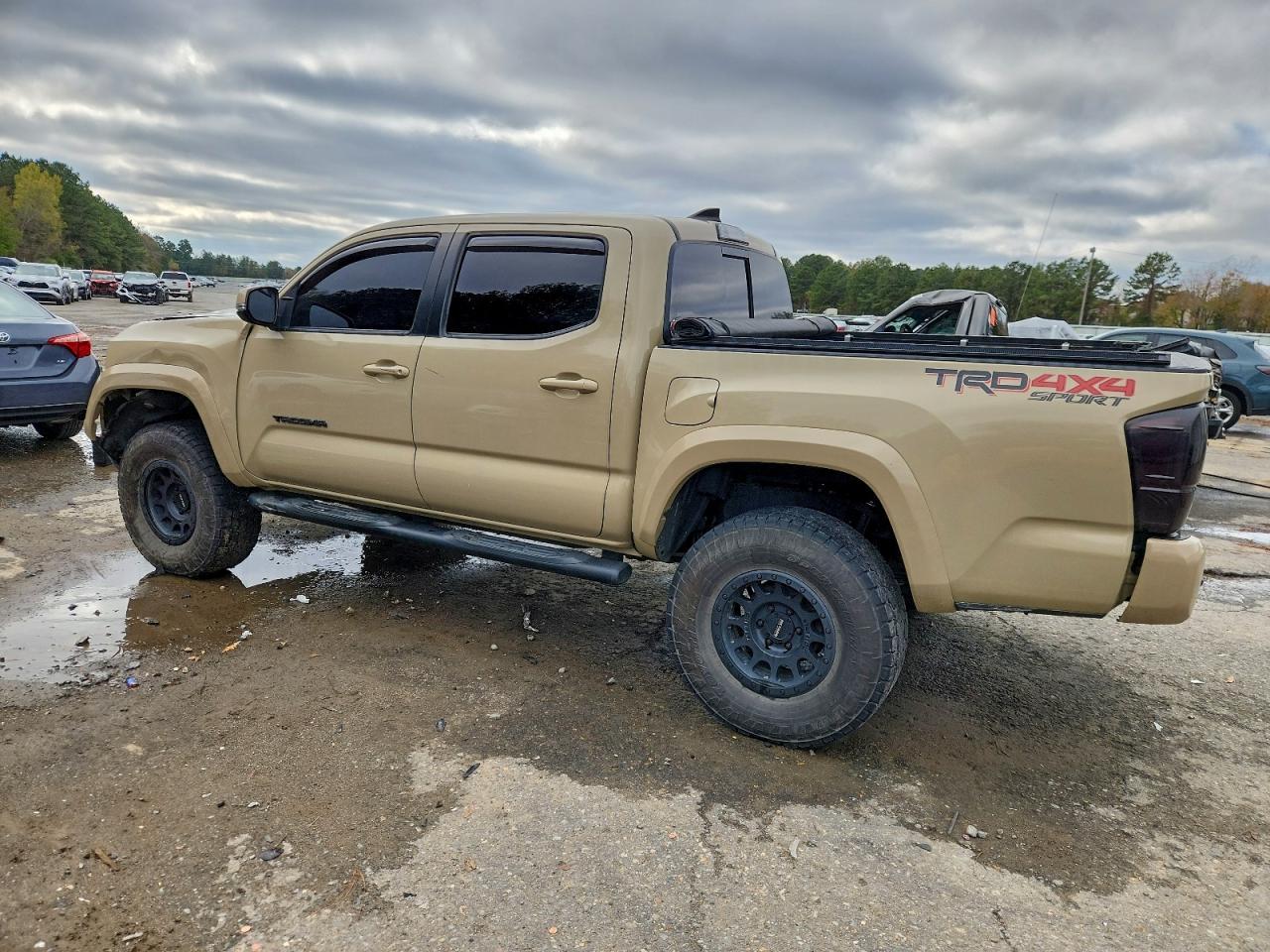 2018 Toyota Tacoma Trd Sport - Image 2