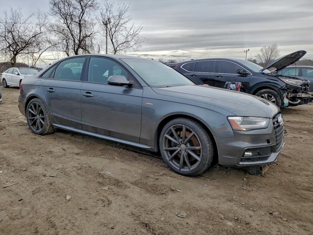 2016 Audi S4 Premium Plus - Image 4