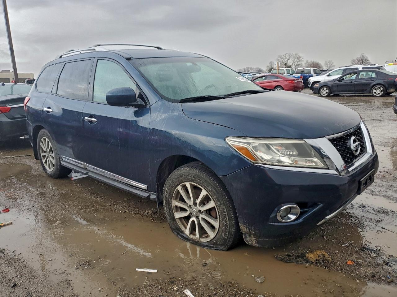 2013 Nissan Pathfinder S - Фото 4