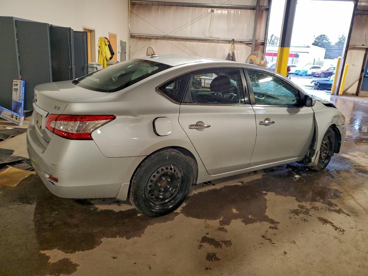 2013 Nissan Sentra S - Фото 3
