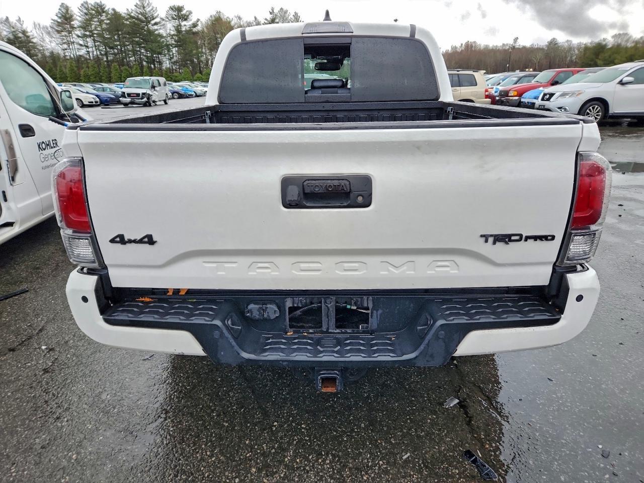 2020 Toyota Tacoma Double Cab - Фото 6