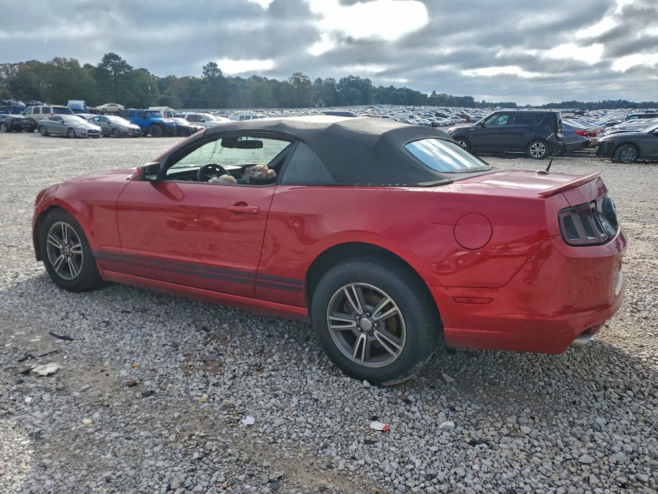 2013 Ford Mustang - Image 2