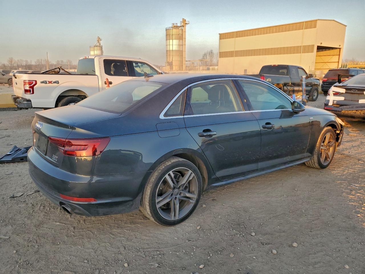 2018 Audi A4 Premium Plus - Фото 3