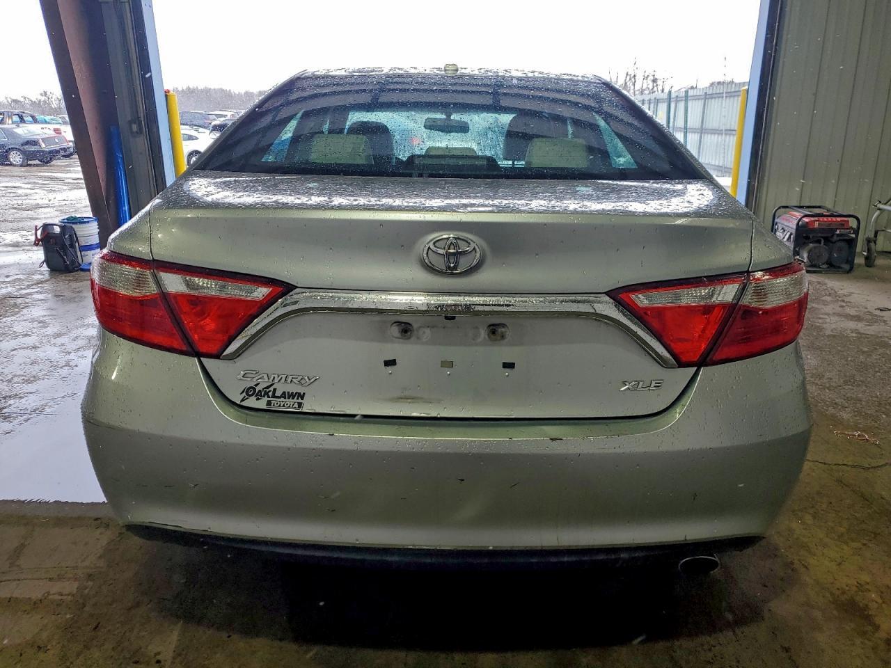 2017 Toyota Camry Le - Image 6