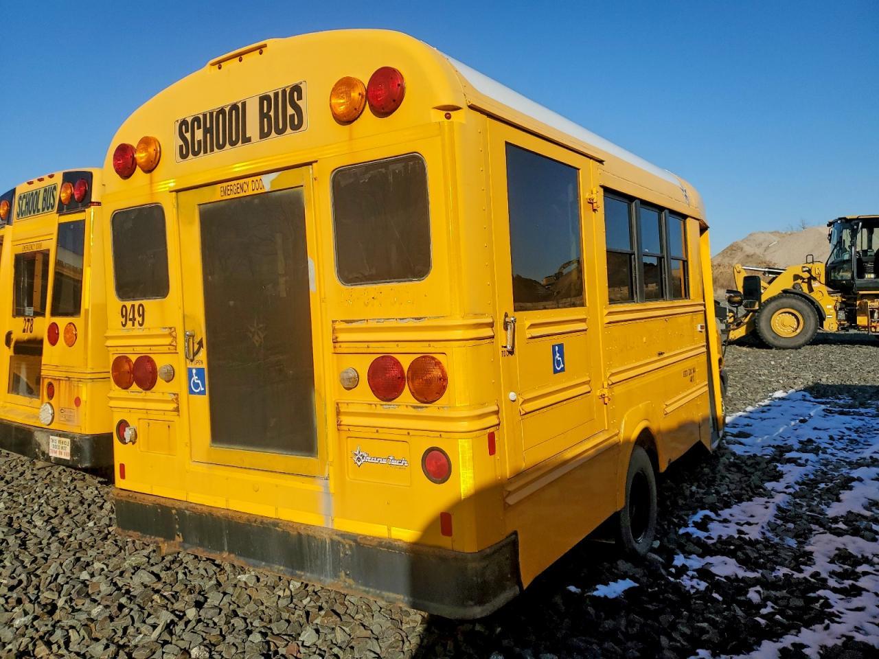 2013 Chevrolet Express School Bus - Image 4